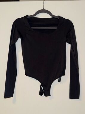 SKIMS Black Long-Sleeve Scoop Neck Bodysuit